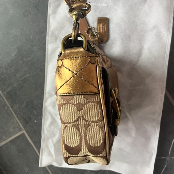 Coach Brown and Gold Shoulder Bag - Picture 6 of 11